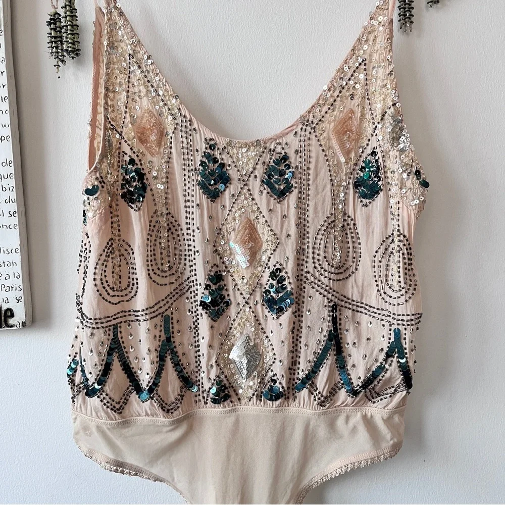 NWT Intimately Free People Glam Ivory Sequin Thong Boho Bodysuit Size S - Picture 3 of 9